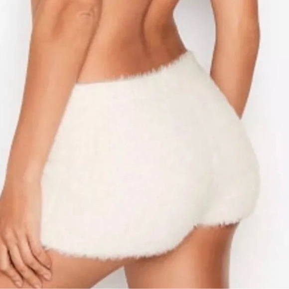 Victoria’s Secret Fuzzy Sweater Shorts Pink - Picture 1 of 5